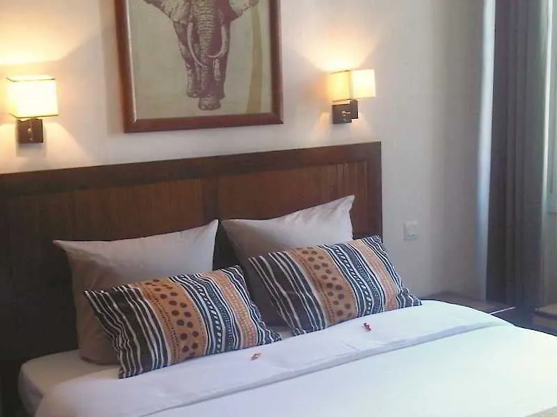 Hotel Amista Marseille - Ancien Hotel Saint Louis - Vieux Port