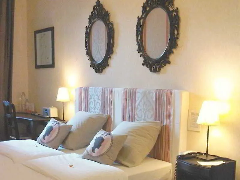 Hotel Amista Marseille - Ancien Hotel Saint Louis - Vieux Port Francia