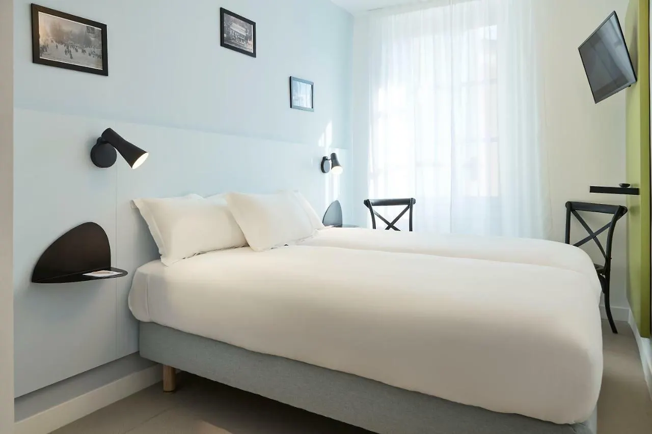 ***  Hotel Amista Marseille - Ancien Hotel Saint Louis - Vieux Port Francia