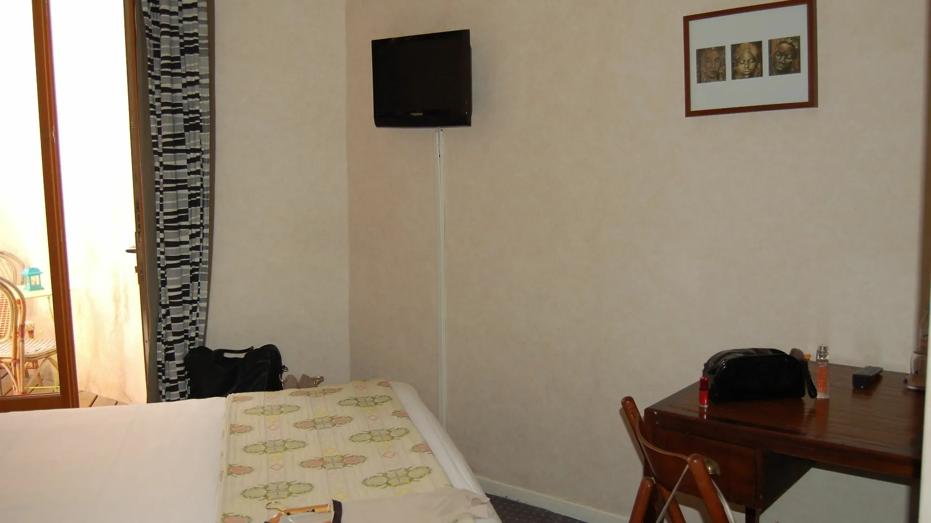 Hotel Amista Marseille - Ancien Hotel Saint Louis - Vieux Port