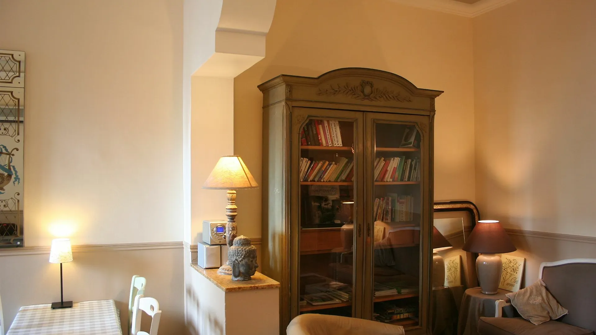Hotel Amista Marseille - Ancien Hotel Saint Louis - Vieux Port Francia