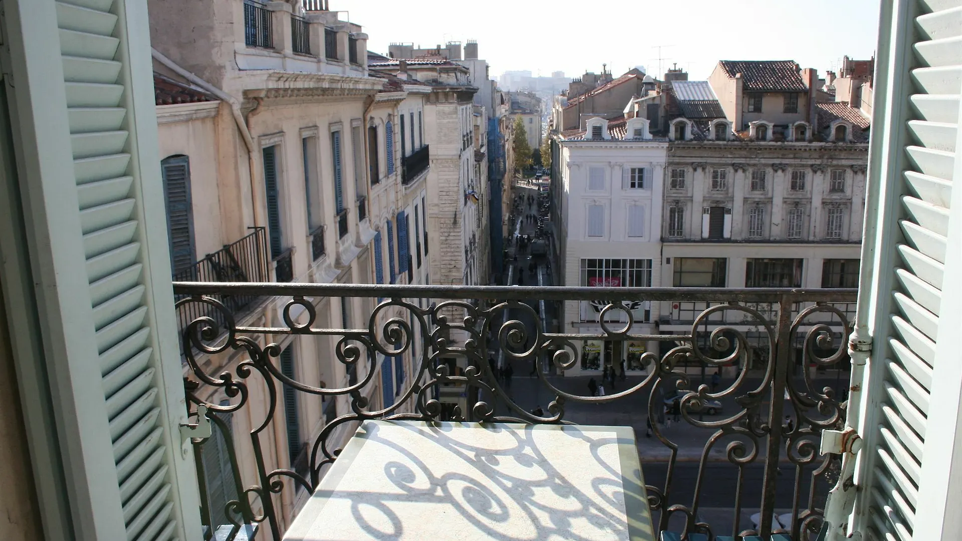 ***  Hotel Amista Marseille - Ancien Hotel Saint Louis - Vieux Port Francia