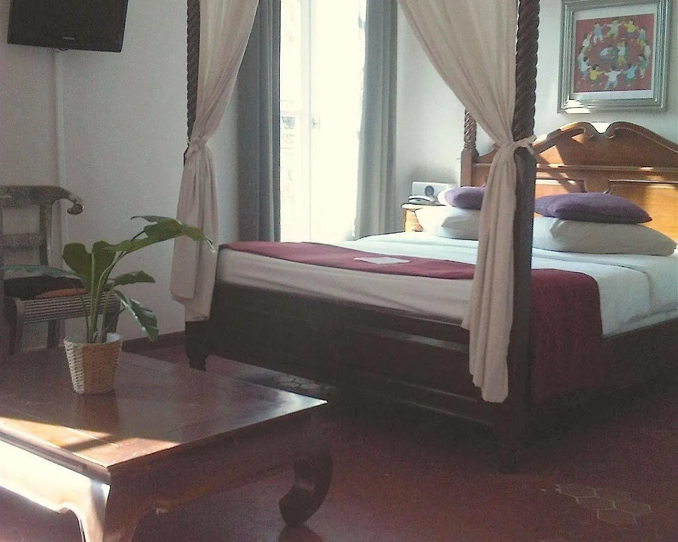 Hotel Amista Marseille - Ancien Hotel Saint Louis - Vieux Port